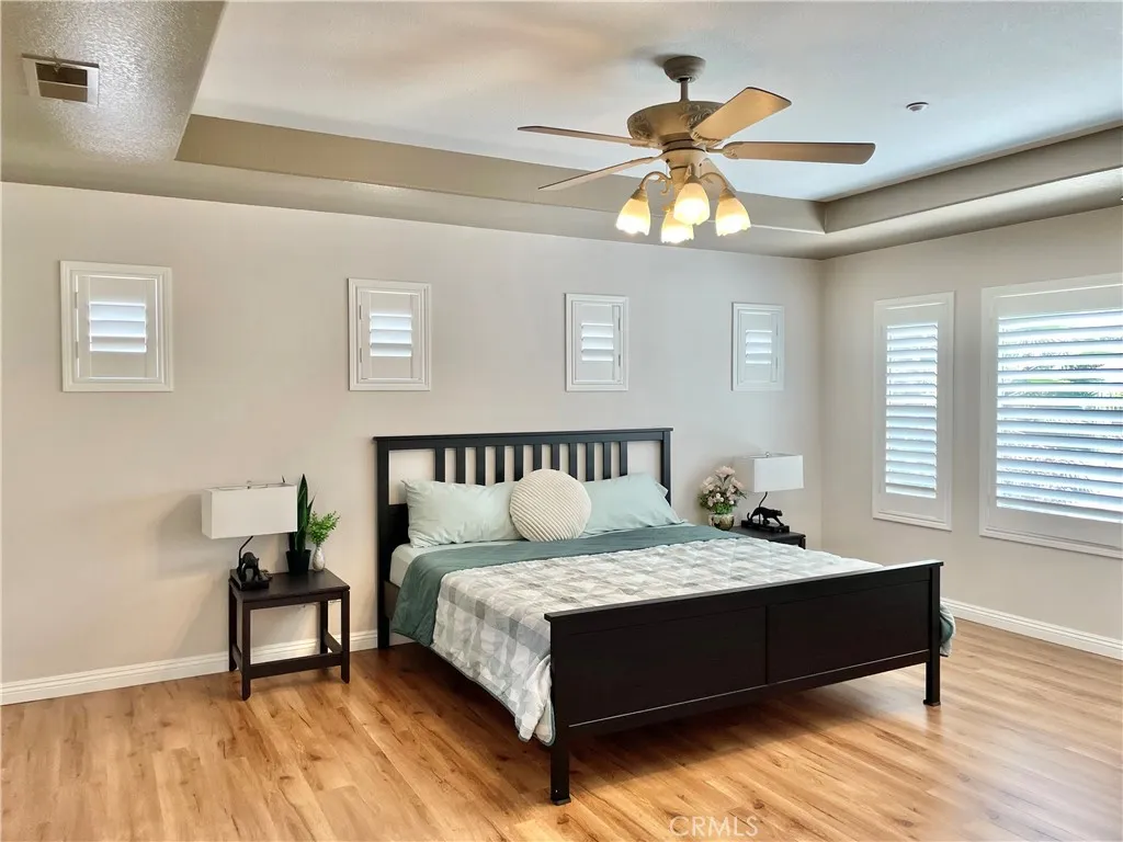 8004 Palm View Ln, Riverside, California 92508 home-pic-45